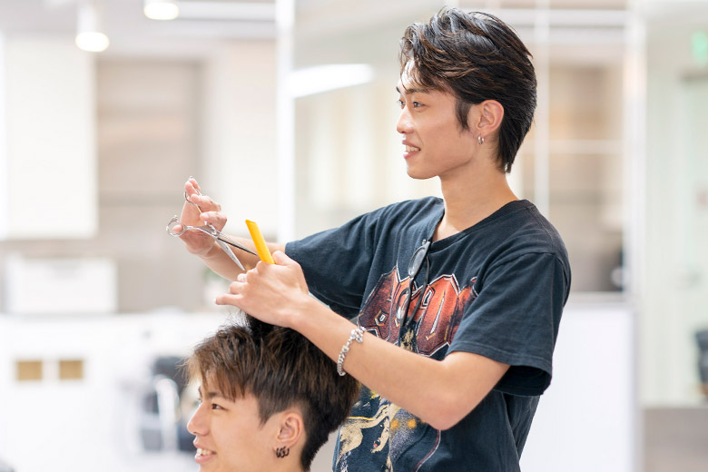 美容師・ヘアスタイリスト