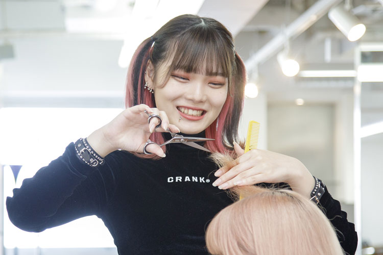 ヘアメイク専攻