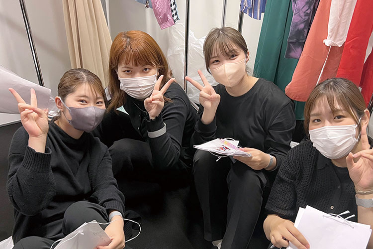 ファッションショー