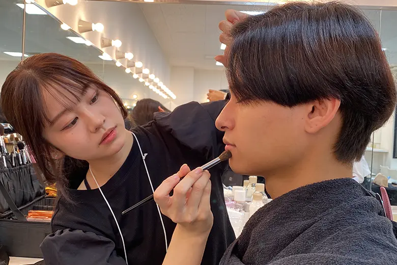 業界コラボ