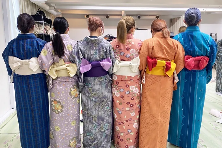 幅広く資格が取れる