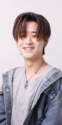 鷹野さん