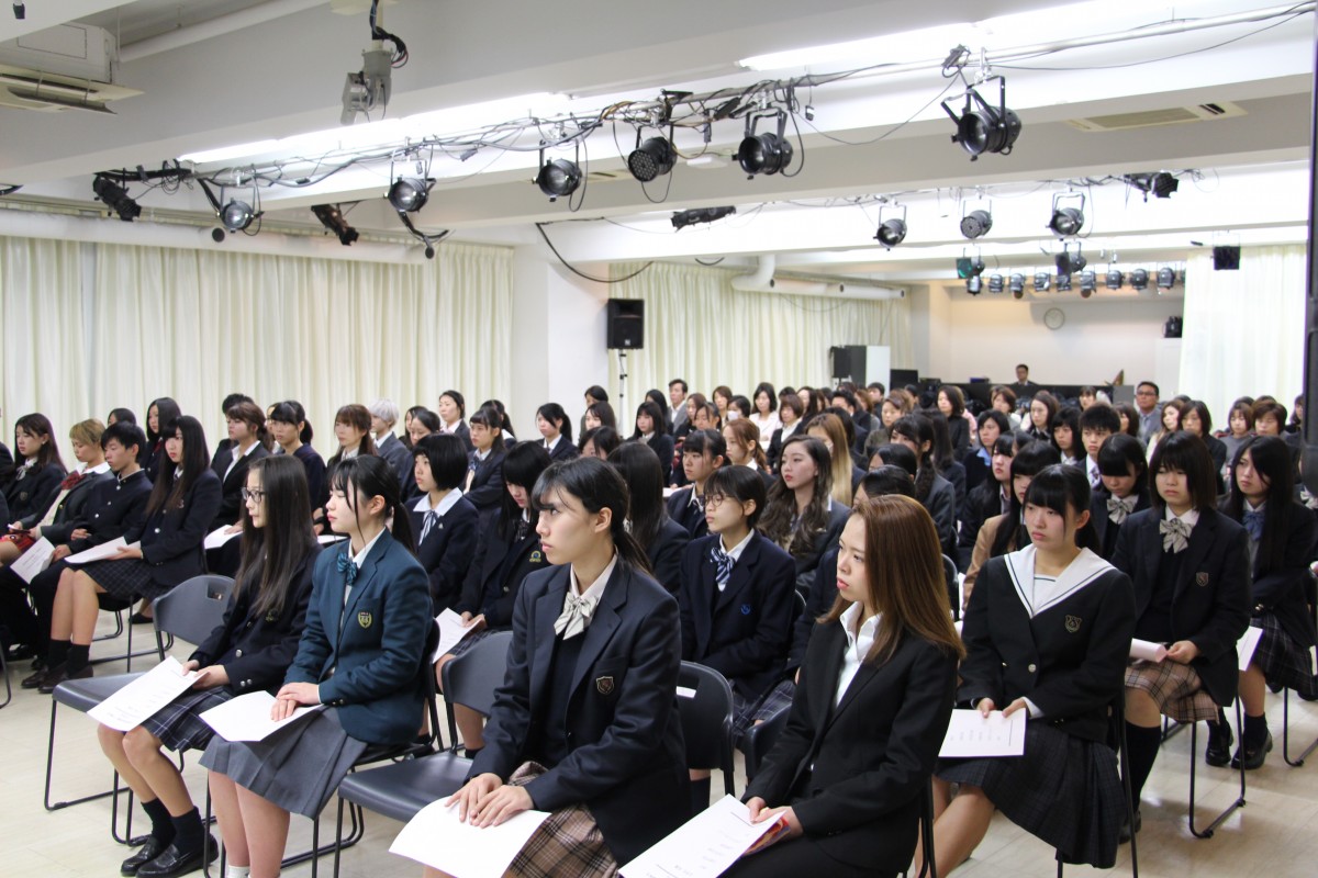 美容師科通信課程の入学式が行われました 福岡ベルエポック美容専門学校