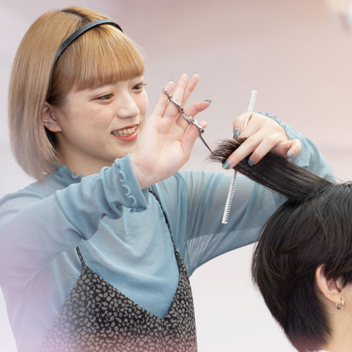 美容師科 トップスタイリスト専攻 福岡ベルエポック美容専門学校 美容師科 トップスタイリスト専攻 福岡ベルエポック美容専門学校