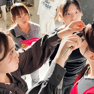 バックステージ潜入＆ヘアアレンジ体験