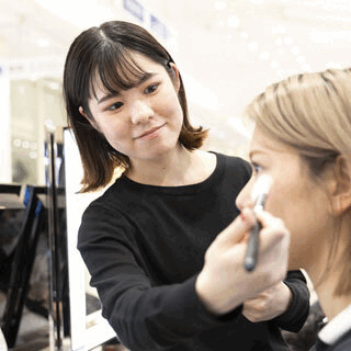 ブランドコスメメイク体験